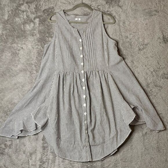 Tulip Clothing Grey Striped Sleeveless Lagenlook Boho Tunic - Picture 1 of 8